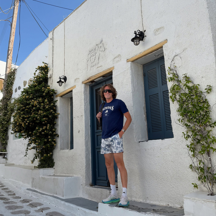 Ο Στέφανος Τσιτσιπάς στη Σέριφο με τη σύντροφό του, δείτε φωτογραφίες από τις διακοπές τους
