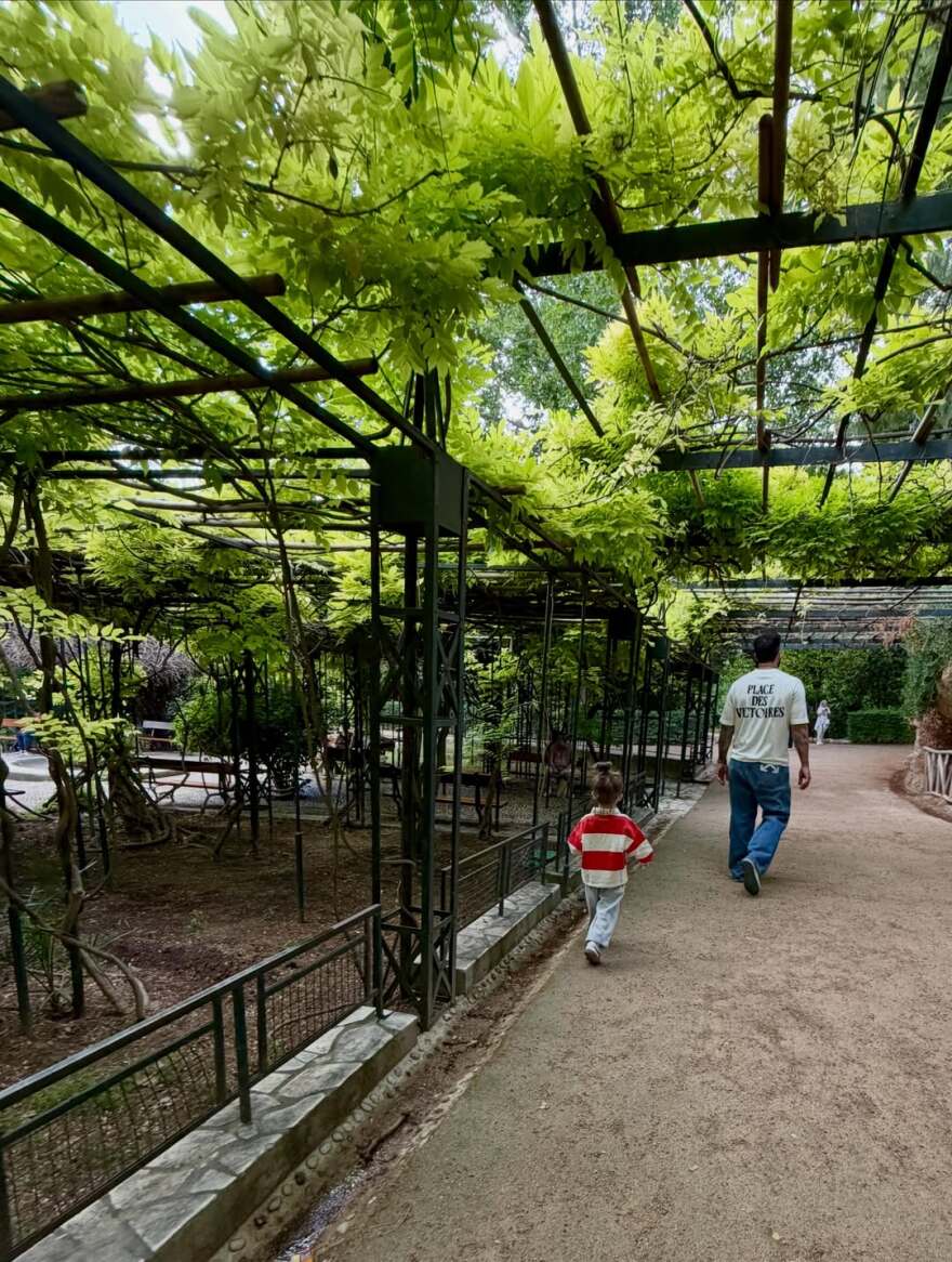 Ο Δημήτρης Αλεξάνδρου φωτογραφίζεται με τον γιο του: Στο τέλος της ημέρας, αυτός είναι όλος μου ο κόσμος, γράφει

