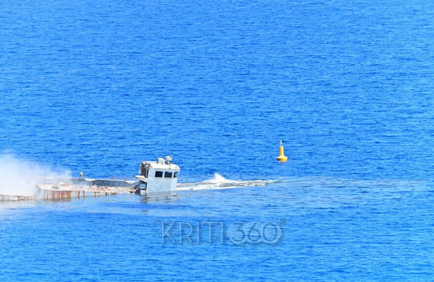 Στον βυθό του Αποκόρωνα το «Φολέγανδρος» για το καταδυτικό πάρκο της Κρήτης, δείτε βίντεο και φωτογραφίες
