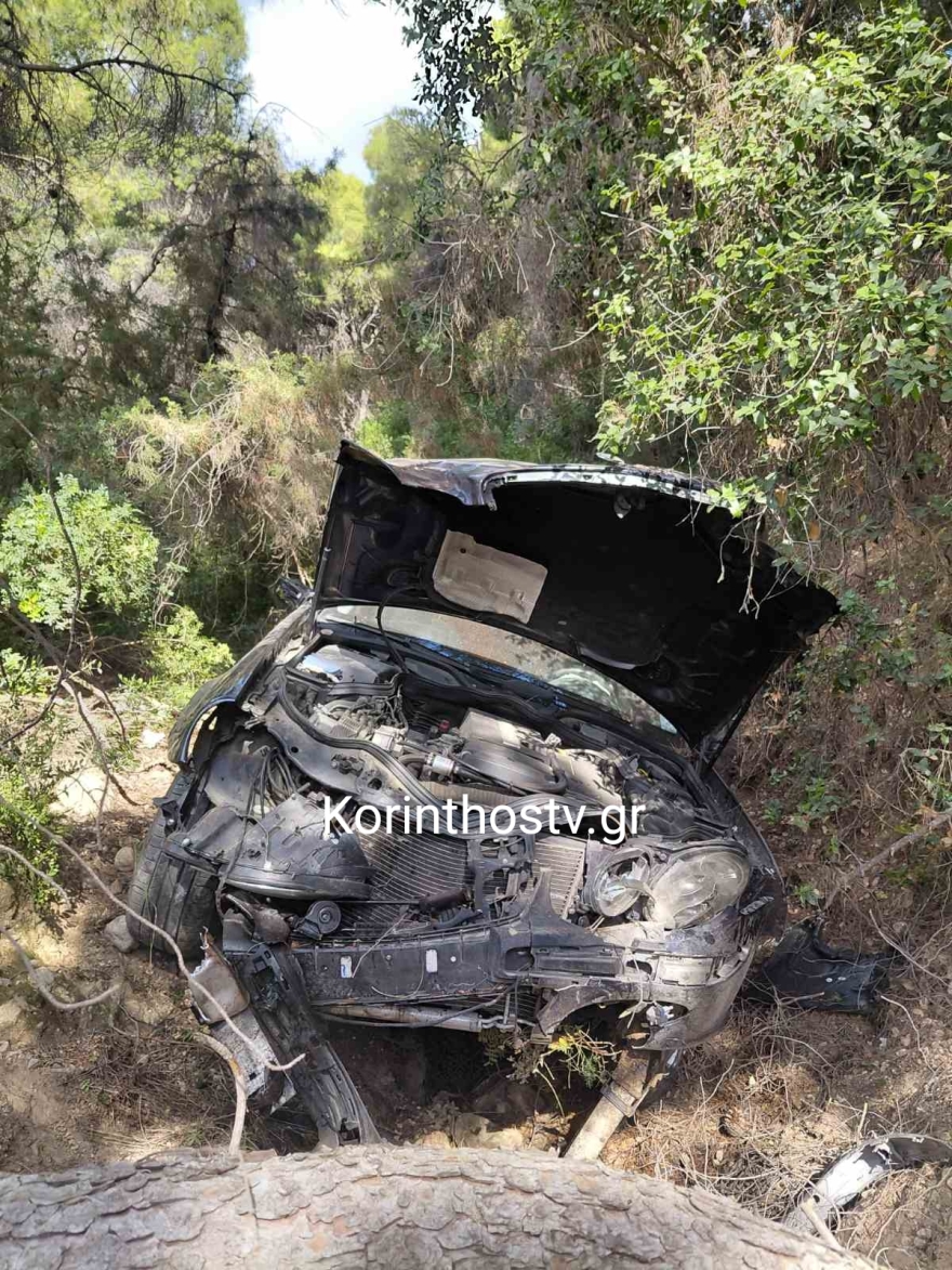 Αυτοκίνητο κατέληξε σε χαράδρα 25 μέτρων στις Κεχριές - Σώα η οδηγός