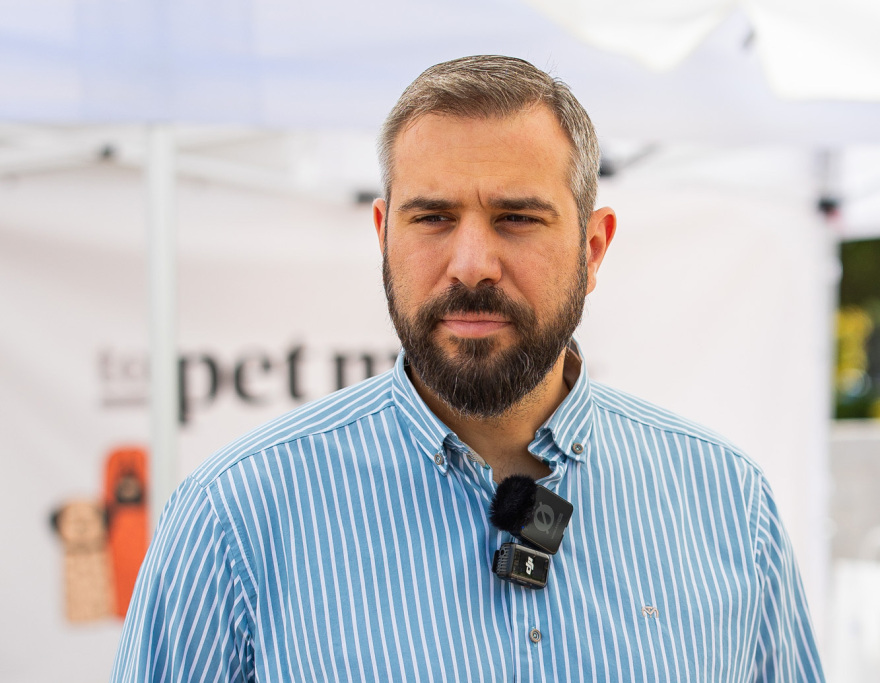 Εκπλήξεις, δώρα και χαρούμενα κατοικίδια στο «A Day with my Pet» στην Πετρούπολη που διοργάνωσε το topetmou.gr