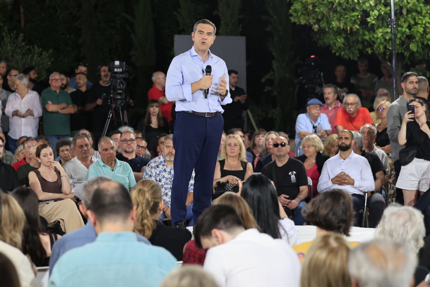 Αλέξης Τσίπρας: Σε 24 ώρες γίναμε αξιωματική αντιπολίτευση, σε λίγους μήνες θα καταφέρουμε να γίνουμε και κυβέρνηση