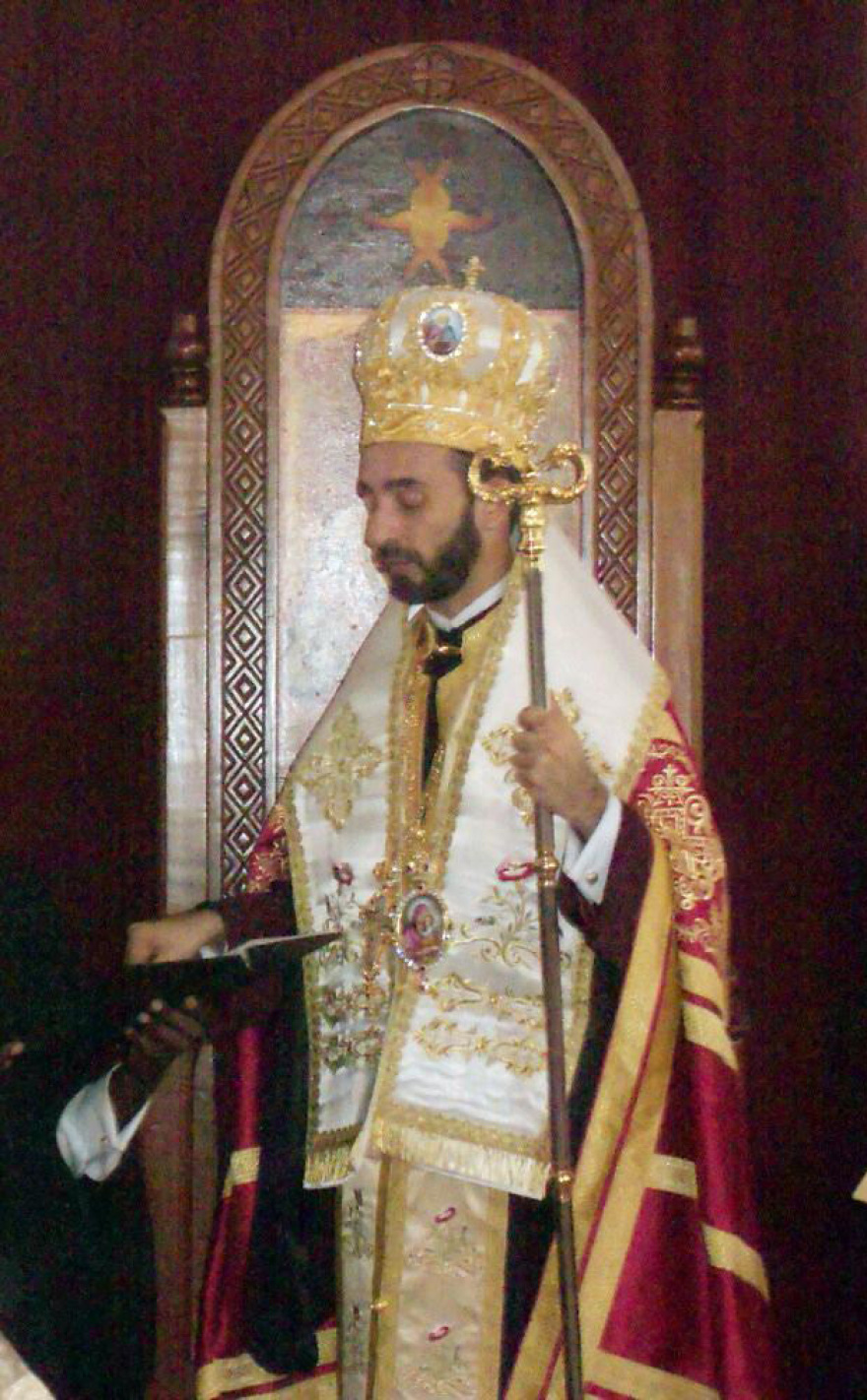 Μητροπολίτης Πτολεμαΐδος Άνω Αιγύπτου: Οι κατηγορίες στο Κονγκό, η άνοδος στην εκκλησιαστική ιεραρχία και η σύλληψη επειδή έδειχνε τα γεννητικά του όργανα στα Πετράλωνα 