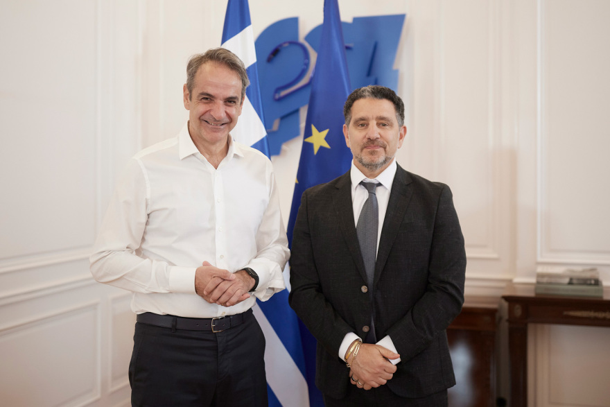 Συνάντηση Μητσοτάκη με τον Senior Vice President της Amazon-Συζήτησαν για τη νέα Local Zone 4 Συνάντηση Μητσοτάκη με τον Panay της Amazon: Τον Ιούλιο έρχεται η νέα Local Zone στην Αθήνα – Τι συζητήθηκε για επενδύσεις και ελληνική γλώσσα