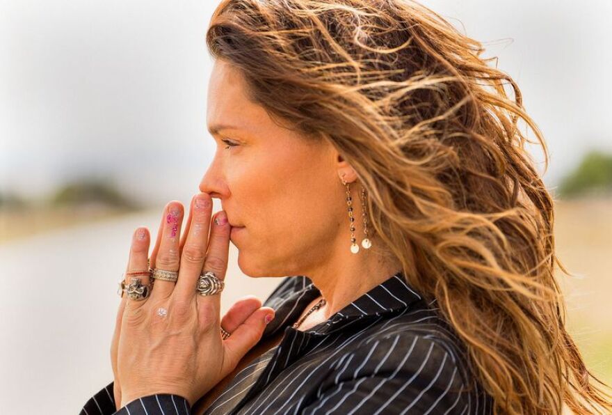 Beth Hart στο protothema: Στην Ελλάδα νιώθω πως μπορώ να είμαι ο εαυτός μου
