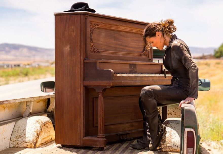 Beth Hart στο protothema: Στην Ελλάδα νιώθω πως μπορώ να είμαι ο εαυτός μου