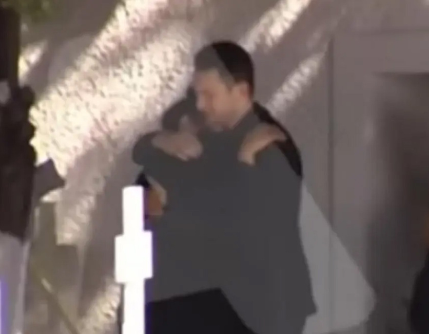 Μπάμπης Αναγνωστόπουλος: Πέντε χρόνια από την ομολογία του πιλότου που σκότωσε την Καρολάιν στα Γλυκά Νερά - Το θέατρο στις κάμερες