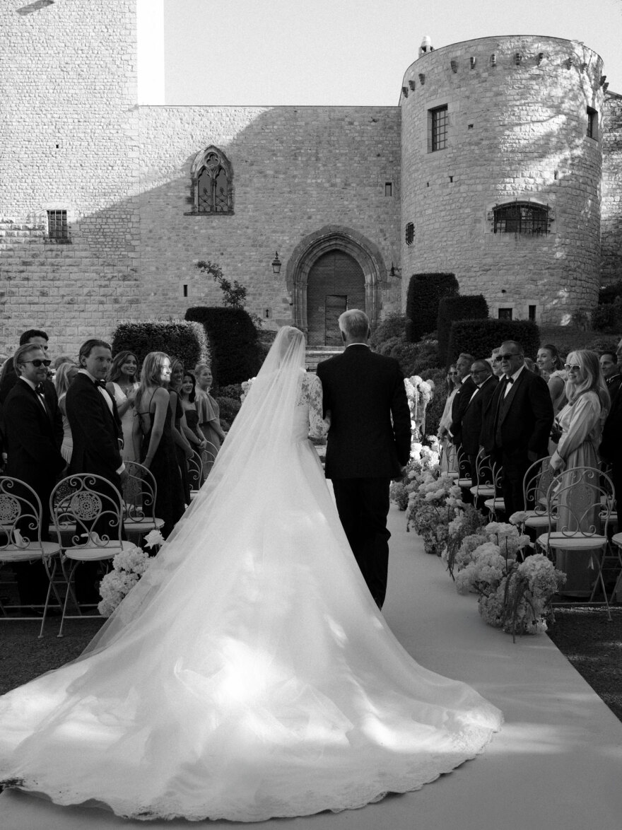 Μόντο Ντουπλάντις και Ντεζιρέ Ινγκλαντέρ ενώθηκαν με τα ιερά δεσμά του γάμου στις Κάννες, δείτε φωτογραφίες