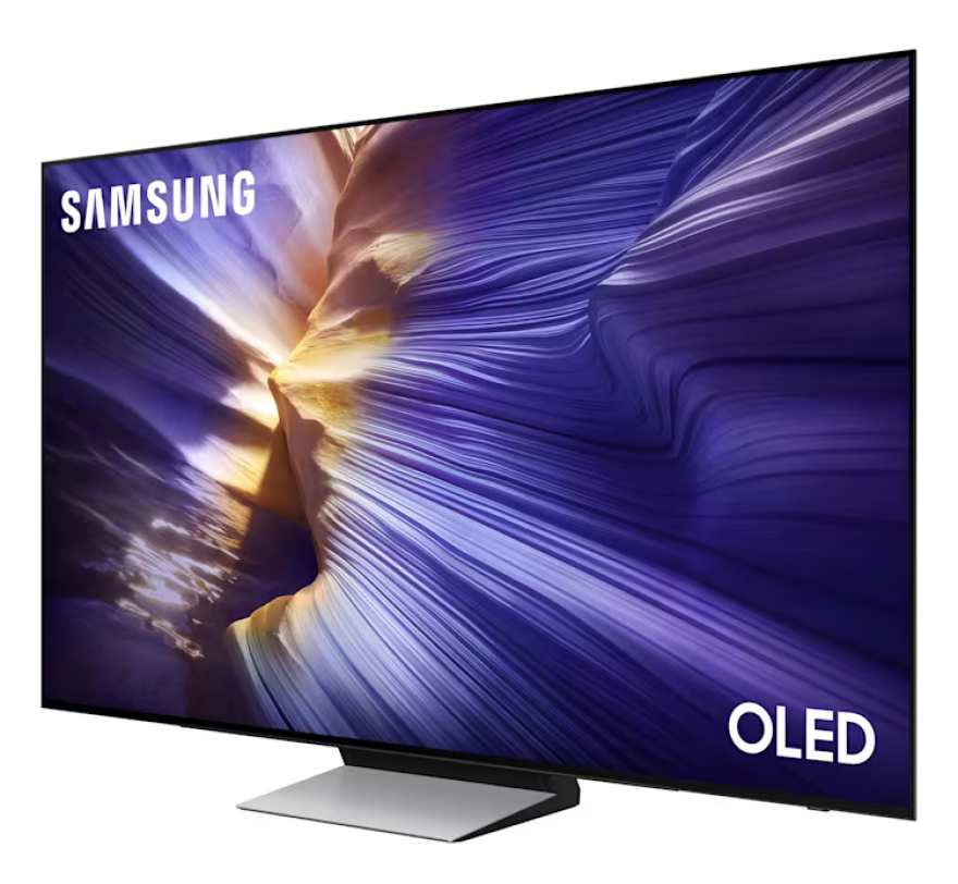 Οι μεγάλες TVs επιστρέφουν δυναμικά στα σπίτια