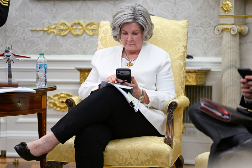 Πανικός στο Situation Room: Όταν ο Λευκός Οίκος «φρίκαρε» από τις αποκαλύψεις για τον Επστάιν, οι πρώτες ώρες αγωνίας για τους ανθρώπους του Τραμπ