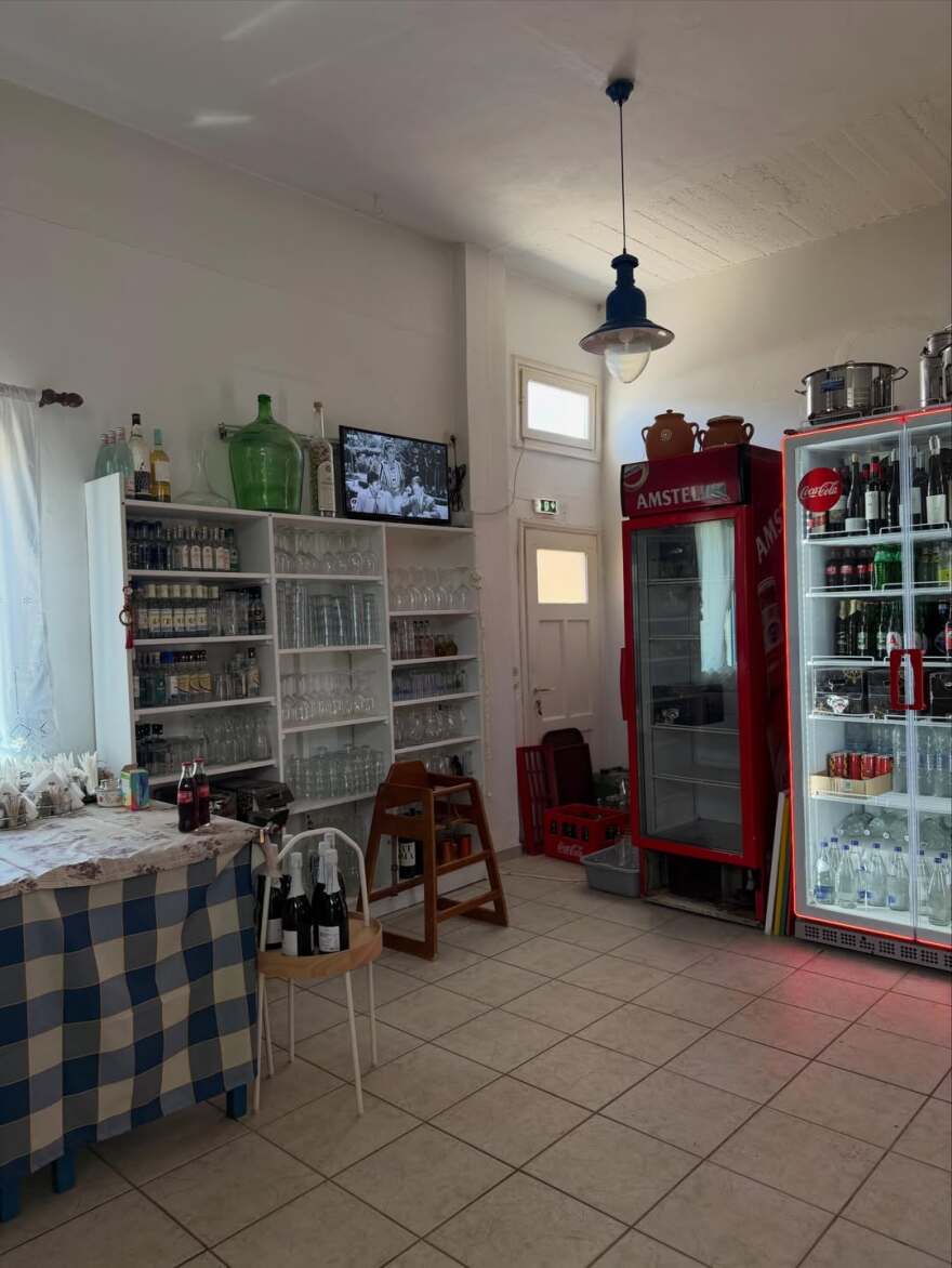 Έμιλι Ραταϊκόφσκι στη Σίφνο: Οι καλοκαιρινές αναρτήσεις που ξεχώρισαν και το απρόοπτο στιγμιότυπο Στην Σίφνο η Έμιλι Ραταϊκόφσκι: Οι αποκαλυπτικές φωτογραφίες στο Instagram και το βίντεο με το γλίστρημα