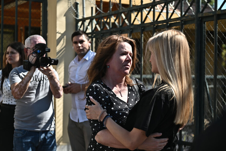 Ισόβια στον πρώτο κατηγορούμενο για τον θάνατο του 11χρονου Μάριου στο Μενίδι, ξέσπασε σε κλάματα η μητέρα του παιδιού