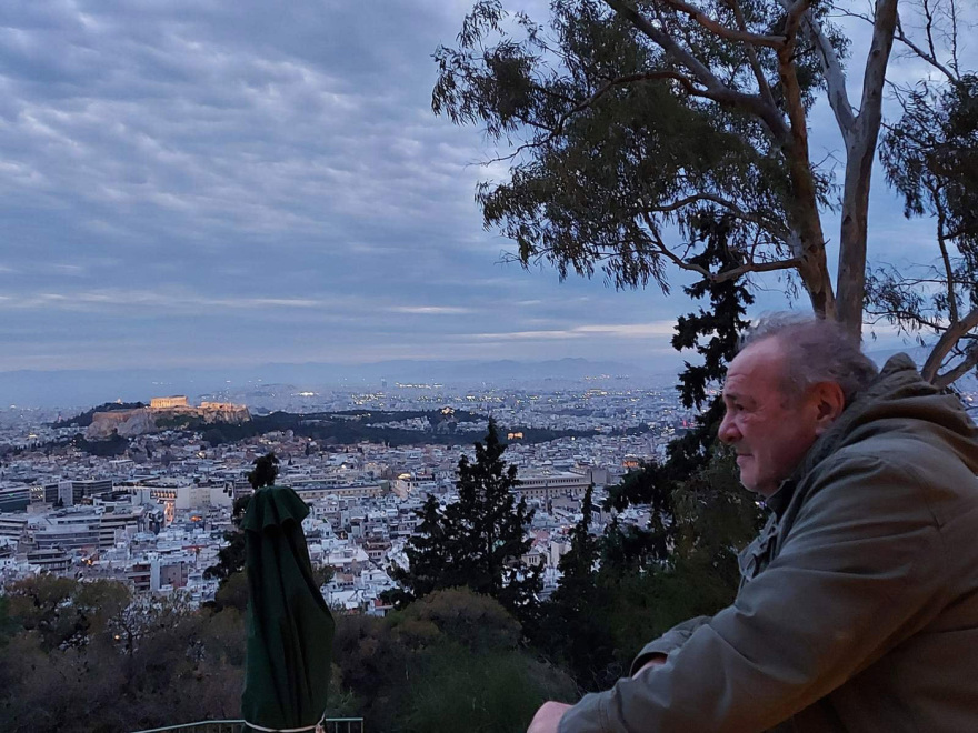 Αντρέας Μαζαράκης: Ο «Εξαρχείων» που τους ένωνε όλους δεν μένει πια εδώ
