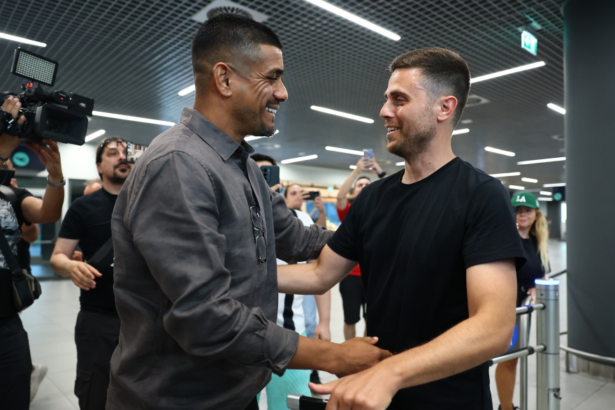 «Πάτησε» Θεσσαλονίκη ο Αλέσιο Λίσι για λογαριασμό του ΠΑΟΚ, τον υποδέχθηκε ο Μάτος 