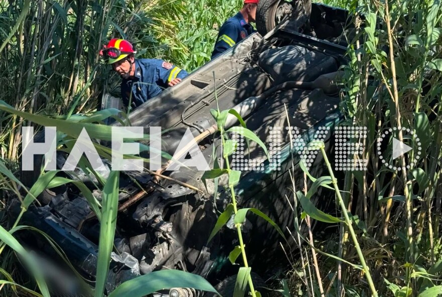 Τροχαίο με μια τραυματία στην Ηλεία μετά από εκτροπή και πρόσκρουση αυτοκινήτου σε δέντρο, φωτογραφίες