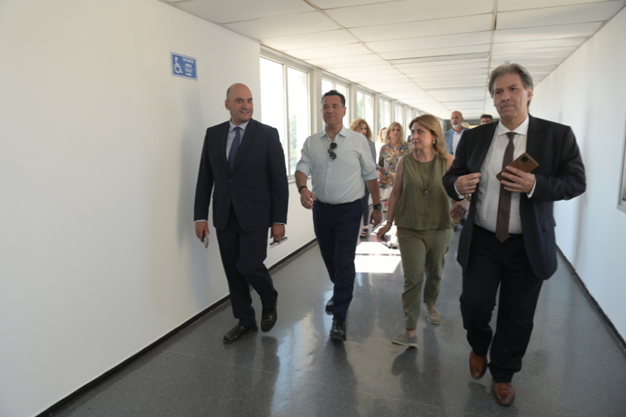 Πάτρα: Ο Γεωργιάδης επιθεώρησε τα έργα σε τρία νοσοκομεία και στο κέντρο υγείας βορείου τομέα