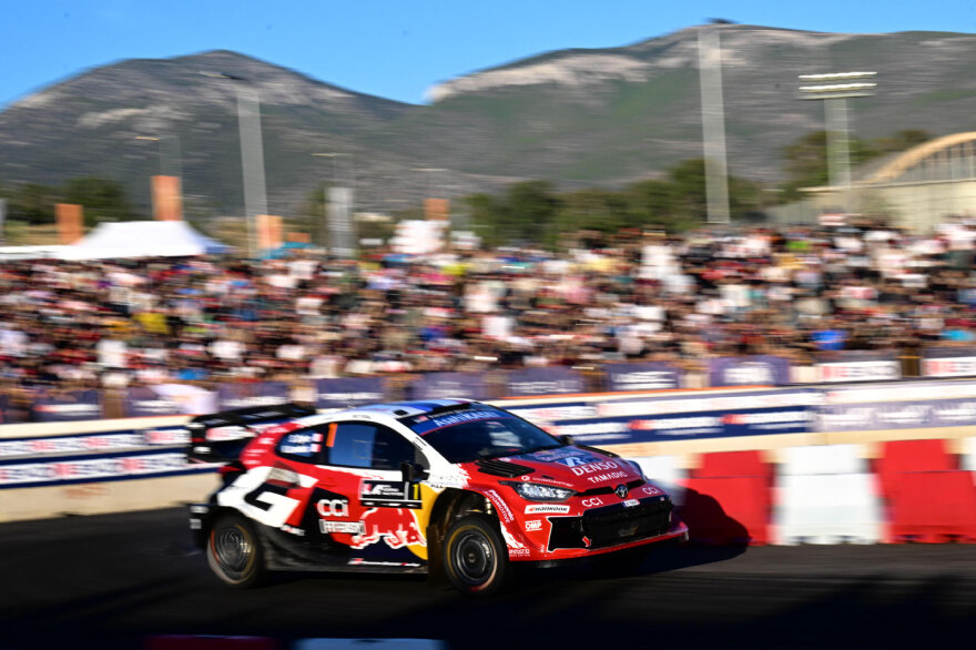 WRC Ράλλυ Ακρόπολις: Σαρωτικός ο Οζιέ πήρε την υπερειδική του Ελληνικού, δείτε εντυπωσιακά βίντεο