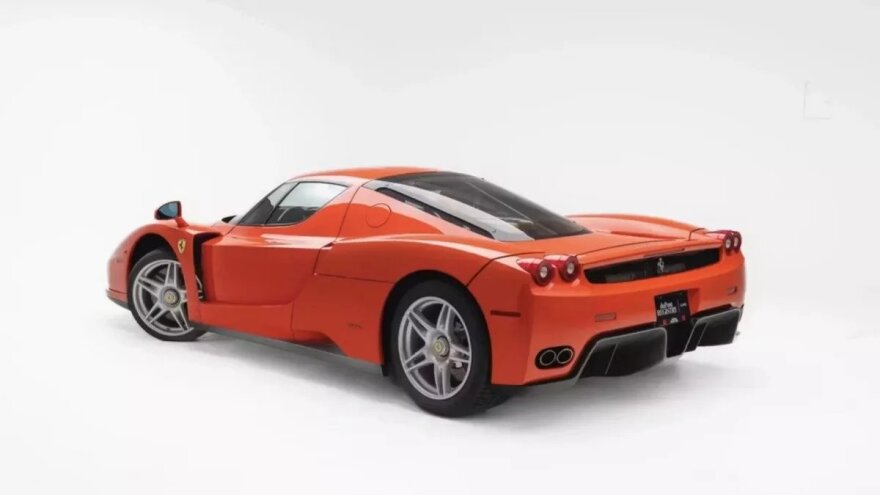Η Ferrari Enzo δημιούργησε ρεκόρ στις online δημοπρασίες