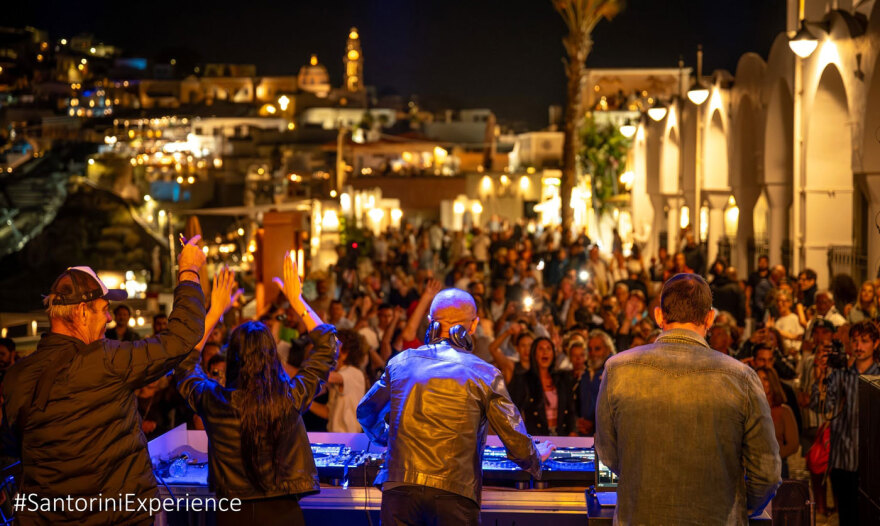 Santorini Experience 2026, ο αγώνας που ξεκινά μέσα από το ηφαίστειο