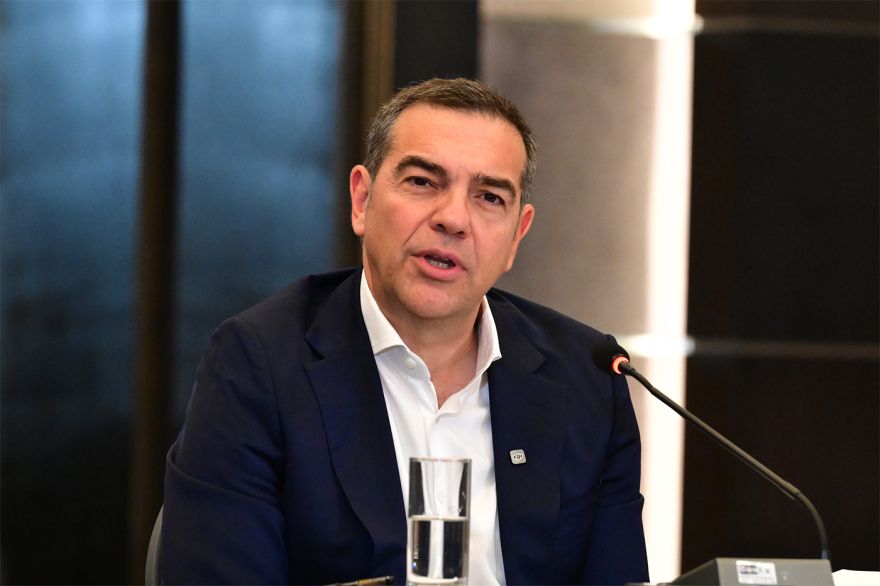 Οδηγίες Τσίπρα στους Τομεάρχες της ΕΛ.Α.Σ: Μιλήστε απλά, όχι απλουστευτικά, oφείλουμε να μην πατάμε τις πεπονόφλουδες