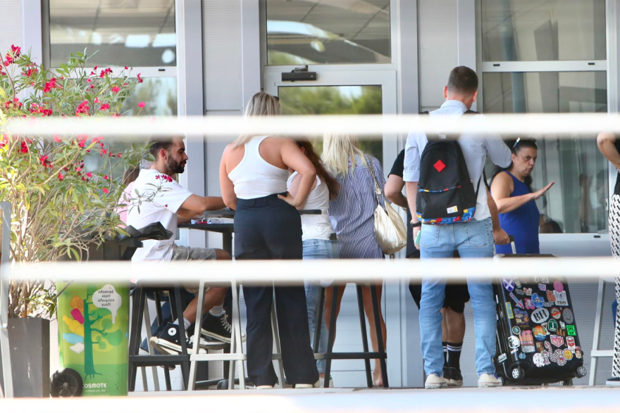 «Σας αγαπώ, γεια σας και χαρά σας»: Δείτε πώς αποχαιρέτησε η Φαίη Σκορδά το κοινό στην τελευταία της εκπομπή στο Mega