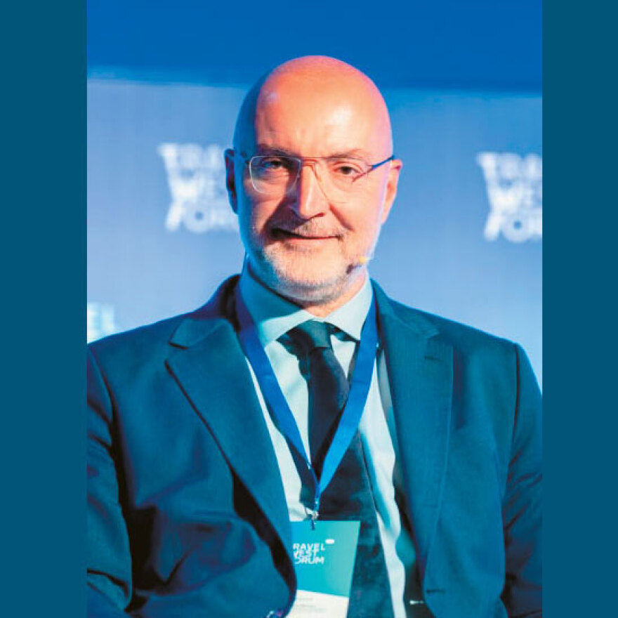 Ο Τσίπρας ρημάζει και από στελέχη το ΠΑΣΟΚ: Ποιοι πάνε, ποιοι ετοιμάζονται και ποιοι το σκέφτονται