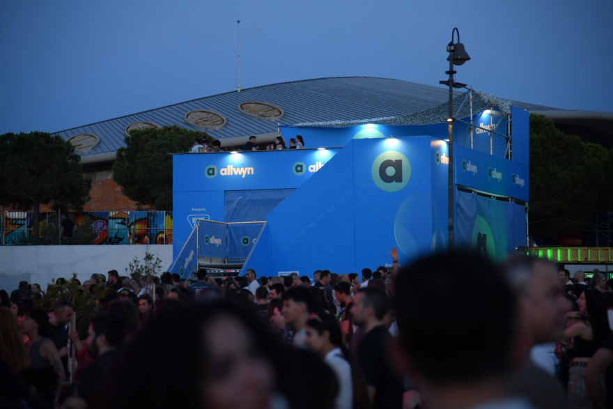 Οι fans των Gorillaz αποκαλύπτουν στην Allwyn τα πιο περίεργα περιστατικά από συναυλίες 