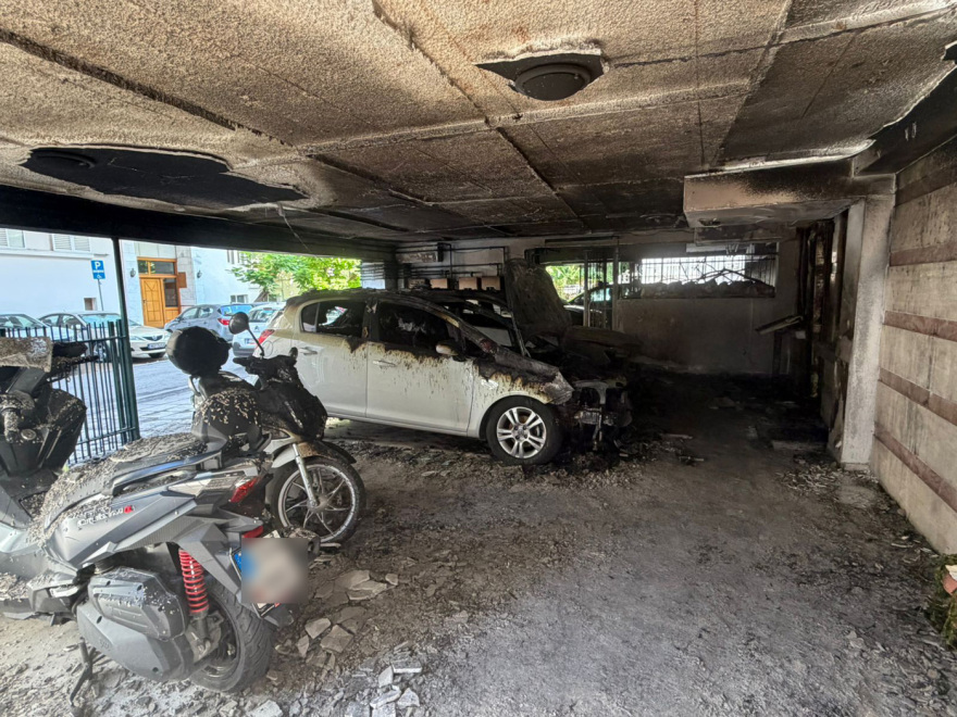 Επιθέσεις με γκαζάκια σε σπίτια τριών στελεχών της ΝΔ στη Θεσσαλονίκη, μία γυναίκα διασωληνωμένη και 5 τραυματίες