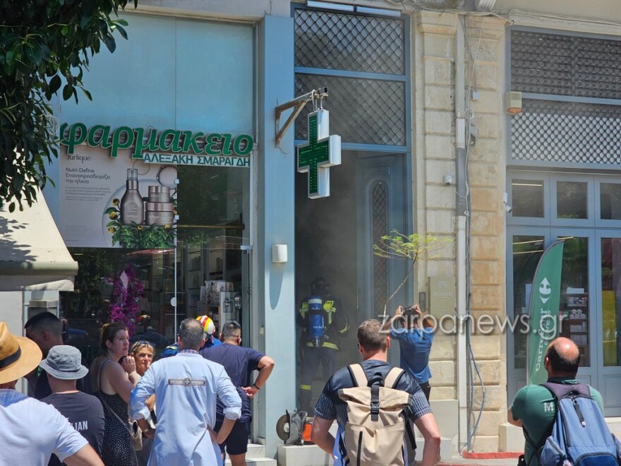 Συναγερμός στο κέντρο των Χανίων μετά από φωτιά σε τουριστικό κατάλυμα, δείτε εικόνες