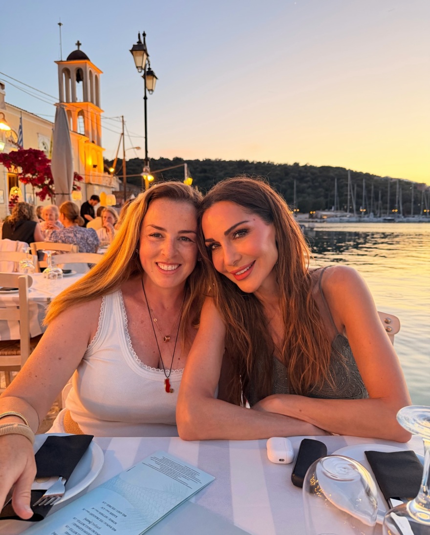 Δέσποινα Βανδή: Οι φωτογραφίες από τις καλοκαιρινές διακοπές με τον Βασίλη Μπισμπίκη