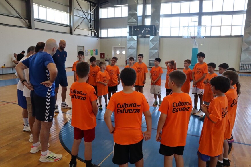 Παρουσία Βασιλόπουλου το camp της Βαλένθια στο Ρέθυμνο