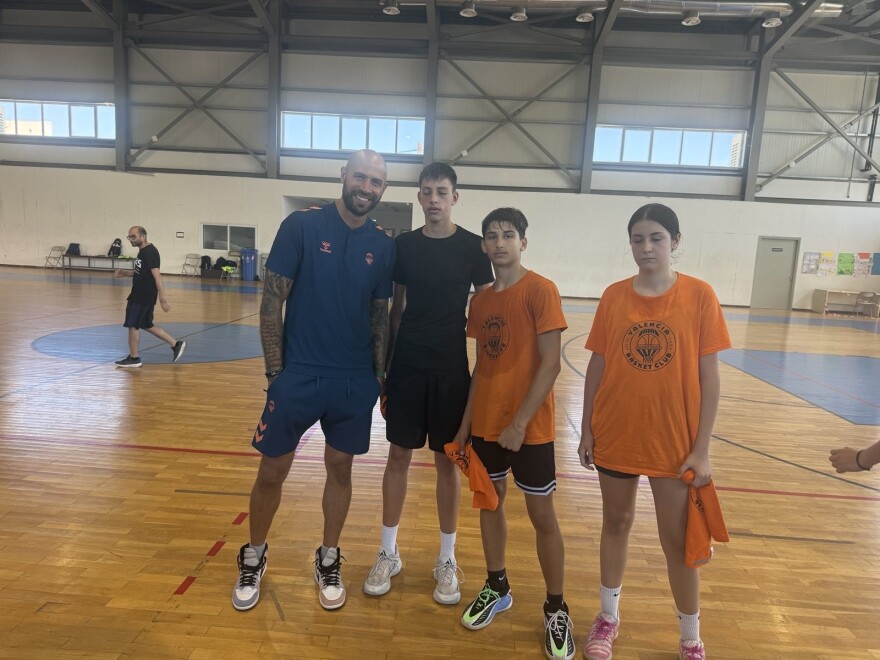 Παρουσία Βασιλόπουλου το camp της Βαλένθια στο Ρέθυμνο