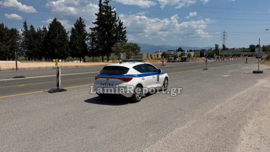 Σοβαρά τραυματισμένη Αμερικανίδα τουρίστρια μετά από παράσυρση από ΙΧ στις Θερμοπύλες
