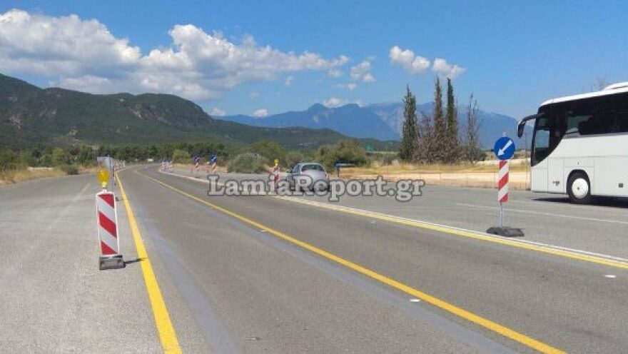 Σοβαρά τραυματισμένη Αμερικανίδα τουρίστρια μετά από παράσυρση από ΙΧ στις Θερμοπύλες