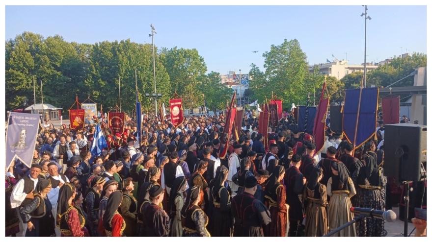 Τρίκαλα: 40 χρόνια Πανελλήνιο Αντάμωμα Βλάχων με τη συμμετοχή 1.500 χορευτών