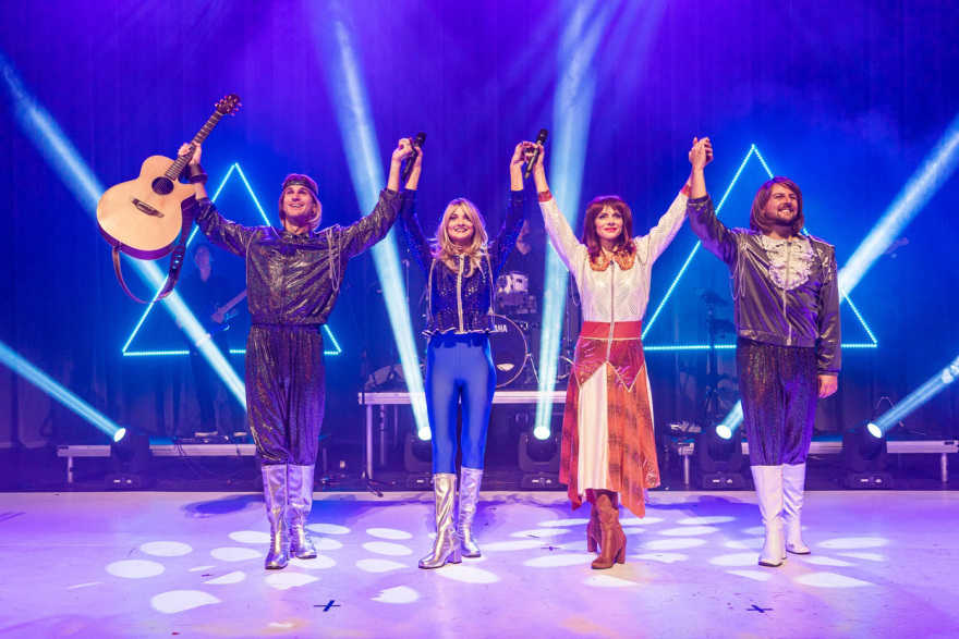 Mania the Abba Tribute - « You can dance, you can jive, having the time of your life…..» το Σάββατο 16 Ιανουαρίου 2027 στο Christmas Theater