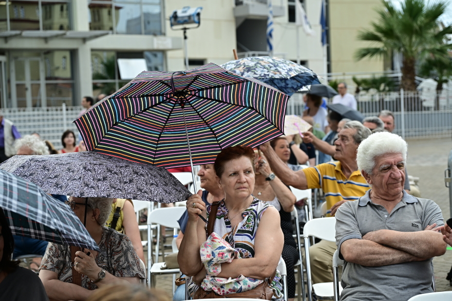 Τσίπρας: Θα στείλω λουλούδια στον Άδωνι, κάθε φορά που μας βρίζει, ανεβαίνουμε στις δημοσκοπήσεις, δείτε βίντεο - Η απάντηση Γεωργιάδη