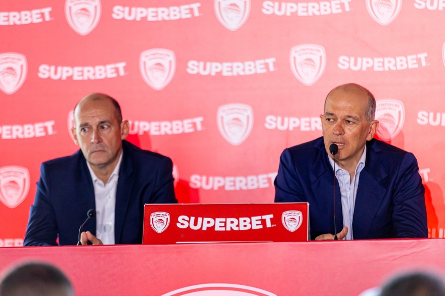 Ολυμπιακός και Superbet εγκαινίασαν τη νέα τους συνεργασία μέχρι το 2032
