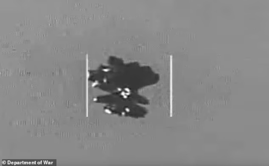 Νέες αποκαλύψεις για τα UFO από το Πεντάγωνο: Αντικείμενο οκτώ σημείων και αθόρυβο σκάφος παραβίασαν πυρηνική βάση των ΗΠΑ