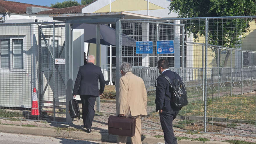 Συνεχίζεται η δίκη για τα Τέμπη: Η υπεράσπιση επικαλείται την Ευρωπαϊκή Εισαγγελία και ζητά αναστολή 