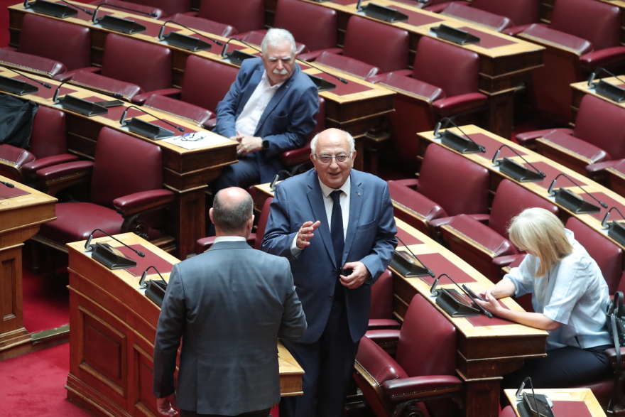 Ορκίστηκε βουλευτής ο Γιάννης Αμανατίδης: Χαιρόμαστε που τον ξαναβλέπουμε, είπε ο Πλακιωτάκης