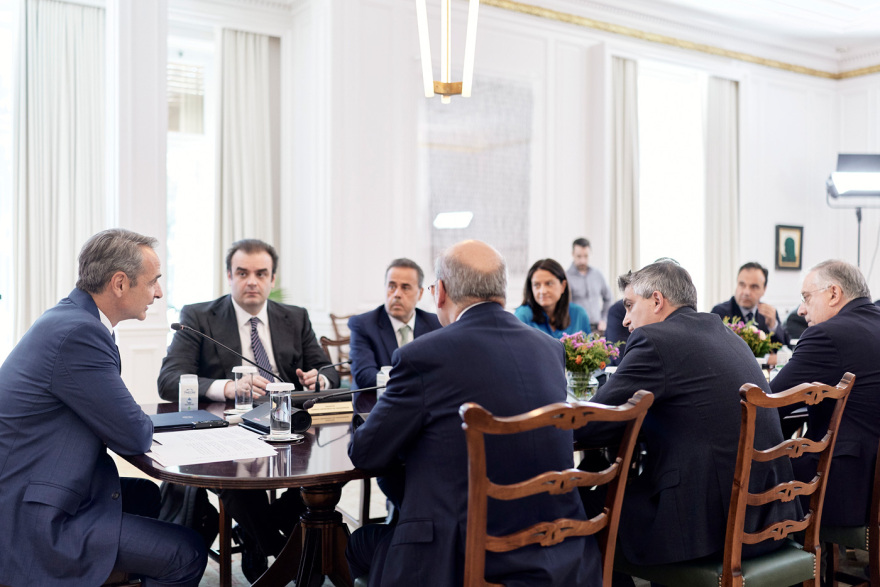 Μητσοτάκης στο  ΚΥΣΟΙΠ: 49,5 δισ. ευρώ για την Ελλάδα και διεκδίκηση πρόσθετων πόρων από το νέο Ταμείο Ανταγωνιστικότητας
