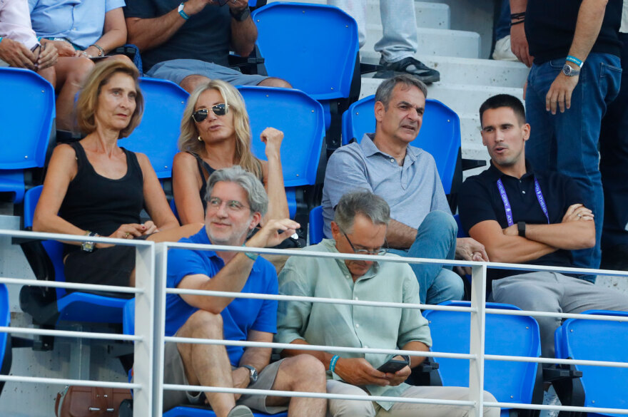 Στο WTA 250 Athens Open Κυριάκος, Μαρέβα και Κωνσταντίνος Μητσοτάκης: Είδαν τη Σάκκαρη να προκρίνεται στα ημιτελικά, βίντεο και φωτογραφίες