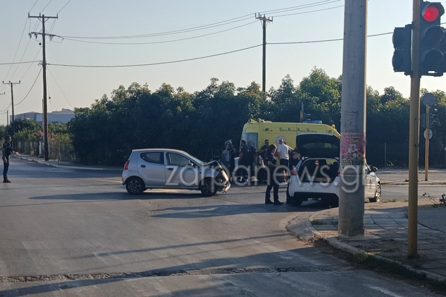 Ασθενοφόρο συγκρούστηκε με ΙΧ στα Χανιά: Από ανακοπή κατέληξε ο ασθενής, τραυματίες οι δύο διασώστες