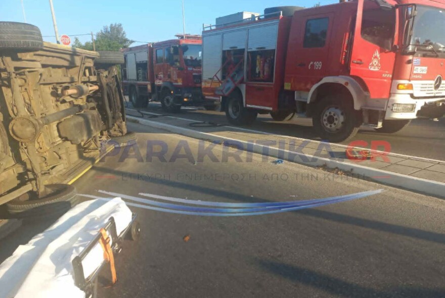Ασθενοφόρο συγκρούστηκε με ΙΧ στα Χανιά: Από ανακοπή κατέληξε ο ασθενής, τραυματίες οι δύο διασώστες