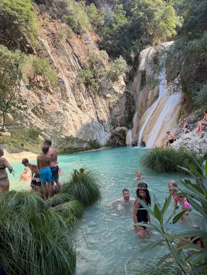 Οι φωτογραφίες του Κωνσταντίνου Αργυρού με τον γιο του από την παραμονή τους στην Πύλο