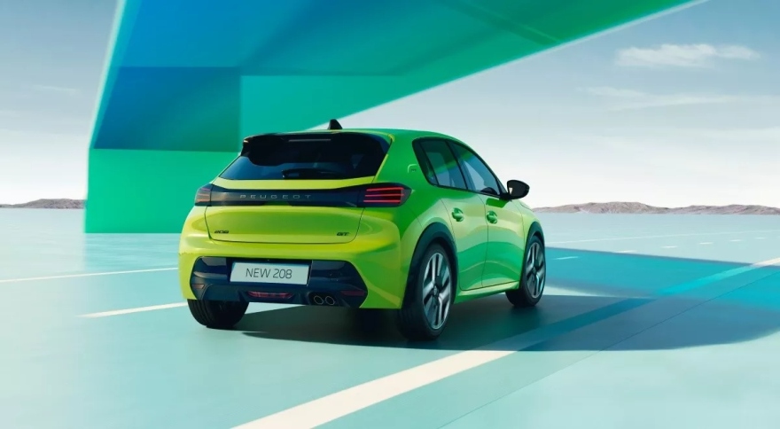 Tο θερμικό Peugeot 208 έχει μέλλον