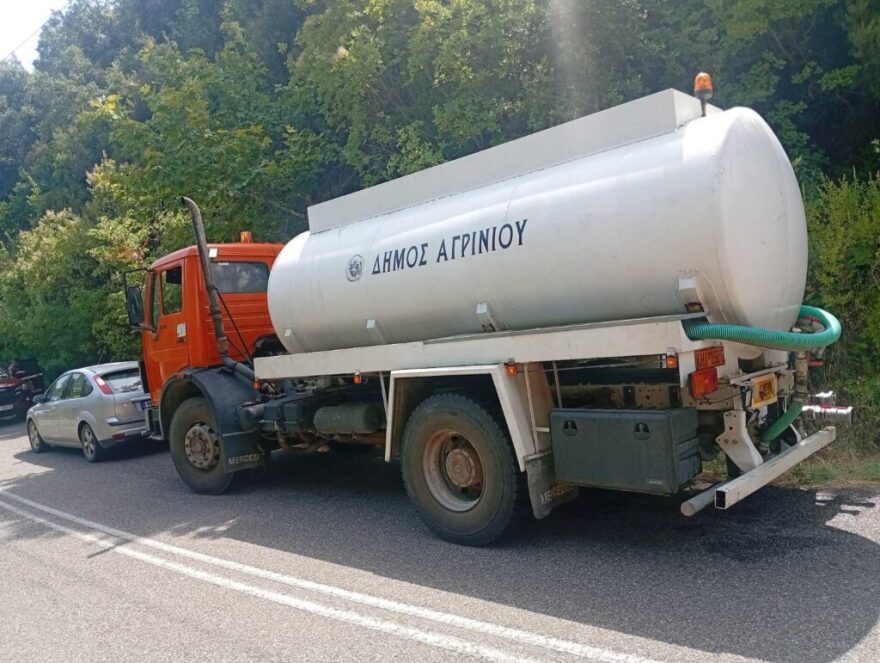Χωρίς ενεργό μέτωπο η φωτιά στο Άνω Κεράσοβο Αιτωλοακαρνανίας, δείτε βίντεο