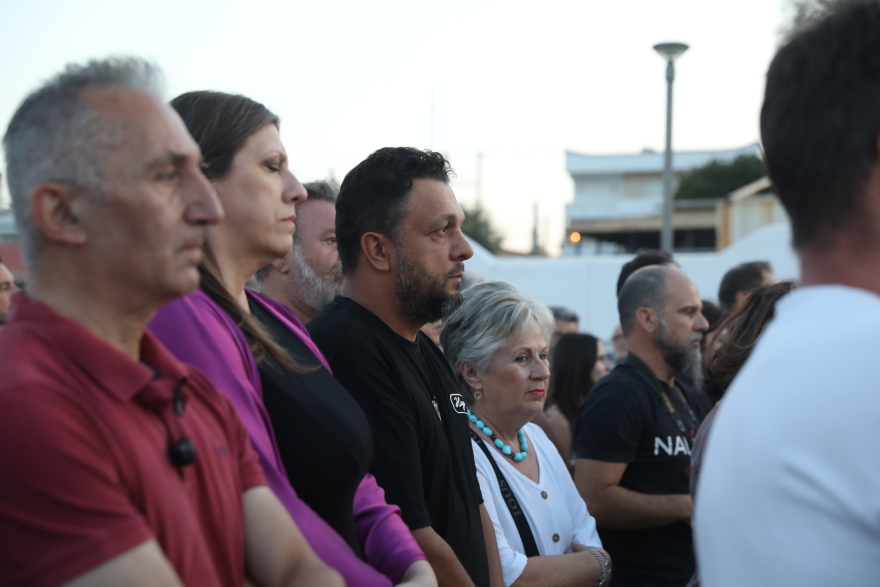 Σε εξέλιξη οι εκδηλώσεις μνήμης για τα οκτώ χρόνια από την τραγωδία στο Μάτι, δείτε βίντεο και φωτογραφίες