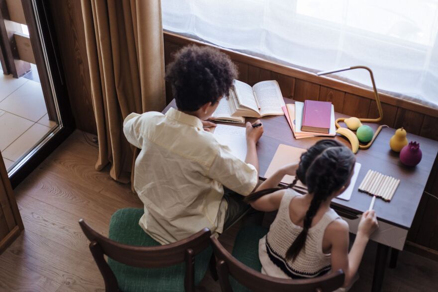 Back to School: Γιατί η εκτύπωση παραμένει απαραίτητη